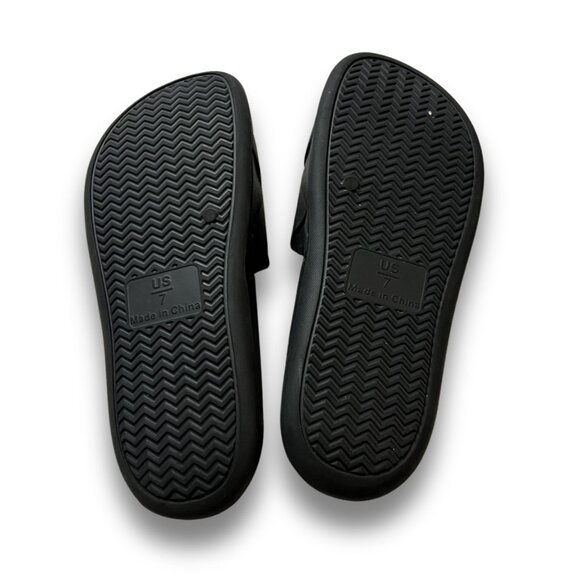 Steve Madden Black Quilted Slides Sandals Slip-On Comfortable Footwear Size 7 - Picture 3 of 5